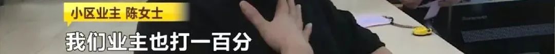 DƬ